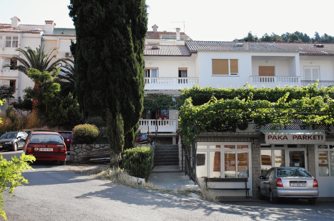 Apartments And Rooms With Parking Space Palit, Rab - 5061 Bagian luar foto