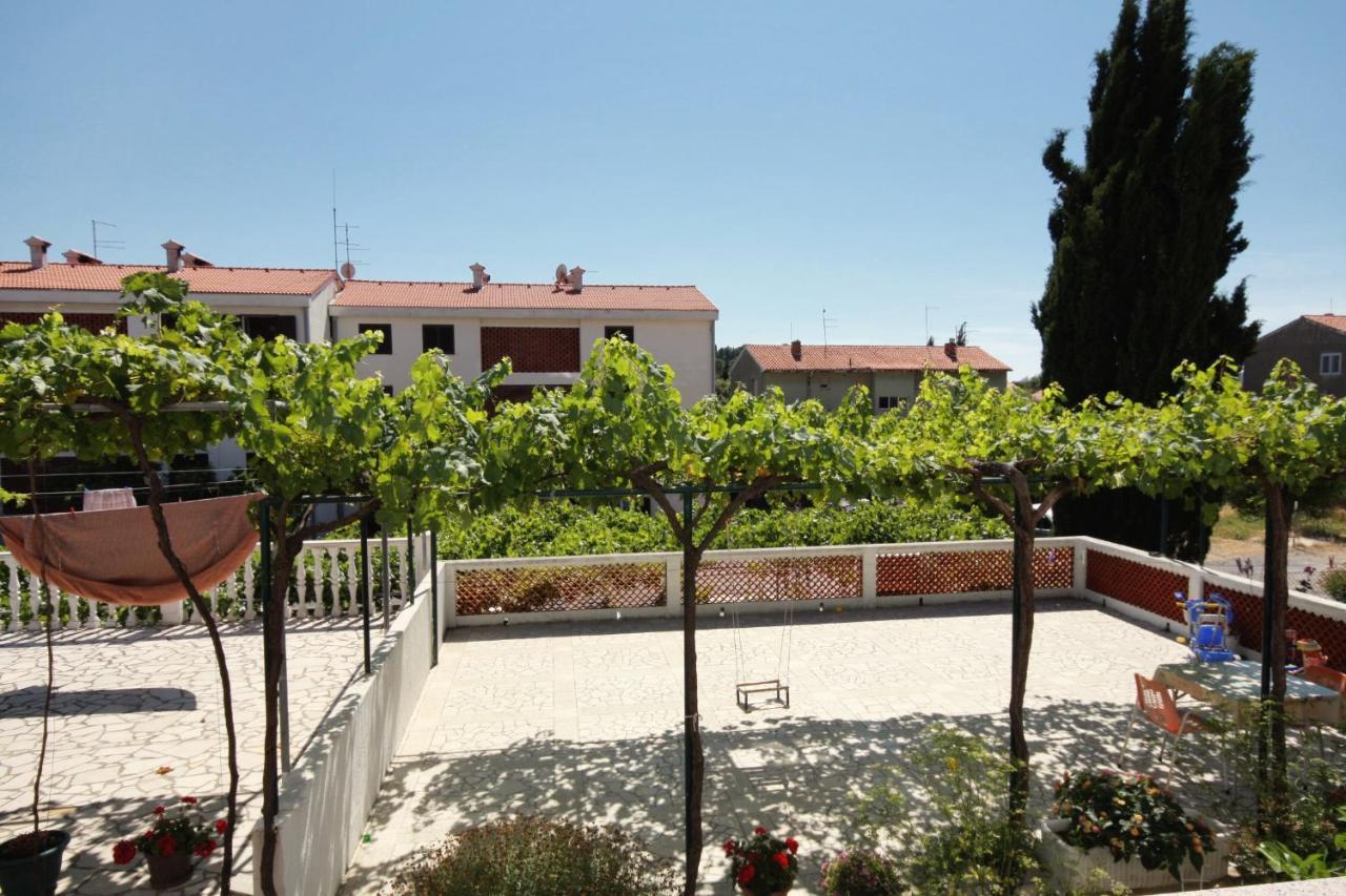 Apartments And Rooms With Parking Space Palit, Rab - 5061 Bagian luar foto