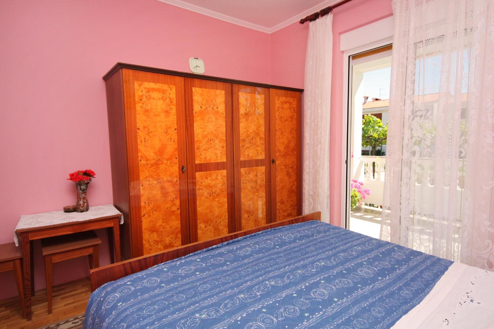 Apartments And Rooms With Parking Space Palit, Rab - 5061 Ruang foto