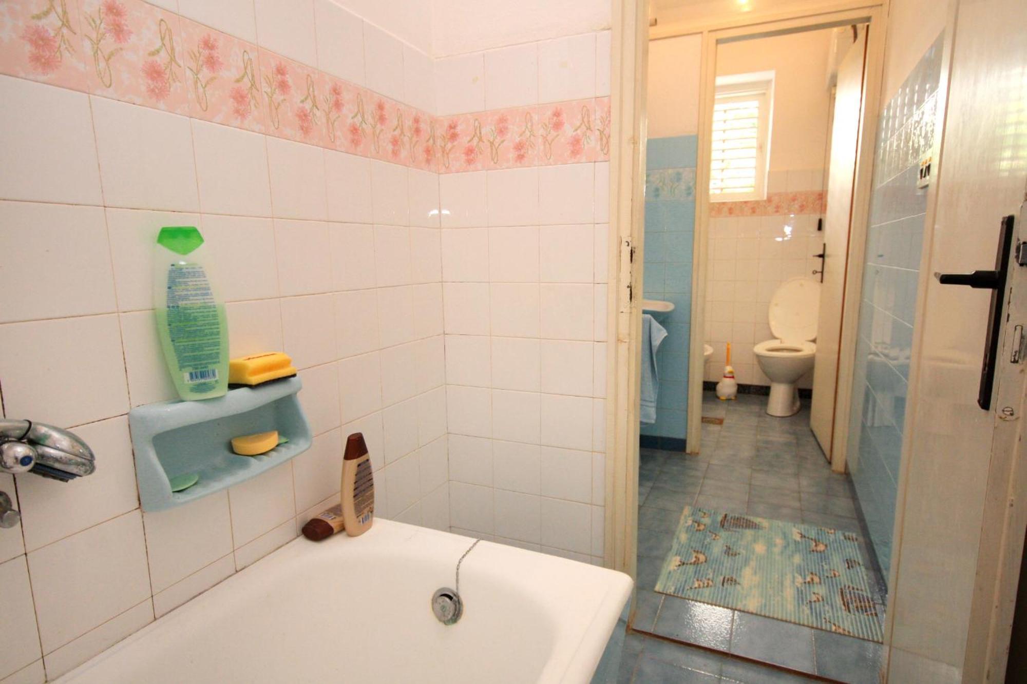 Apartments And Rooms With Parking Space Palit, Rab - 5061 Ruang foto
