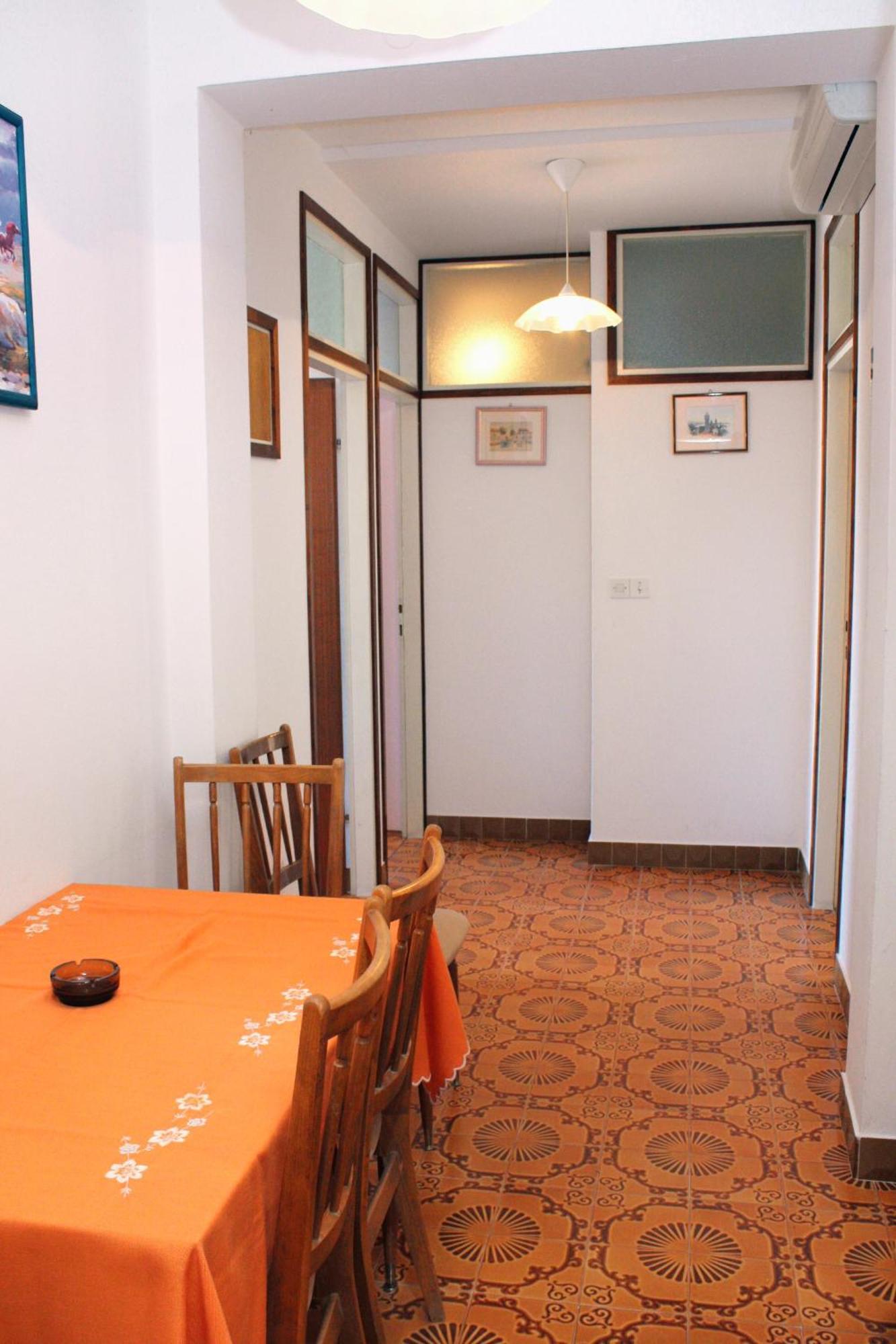 Apartments And Rooms With Parking Space Palit, Rab - 5061 Ruang foto